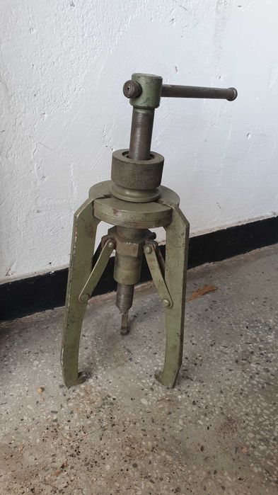 Скоба за лагери - с три рамена