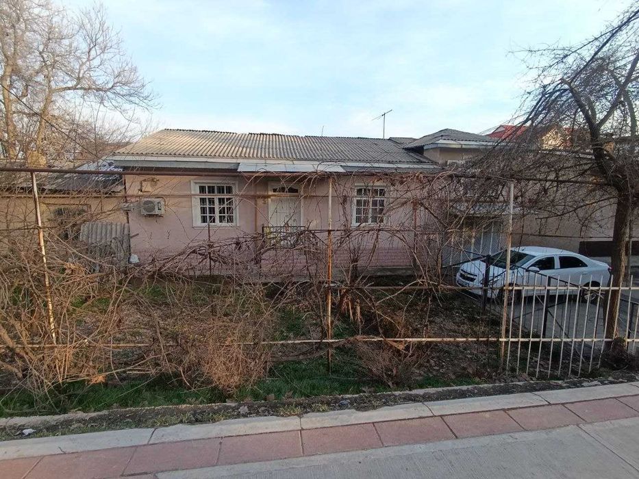 Продается угловой участок 15.5X36.6 Мирзо-Улугбек Центр луначарский