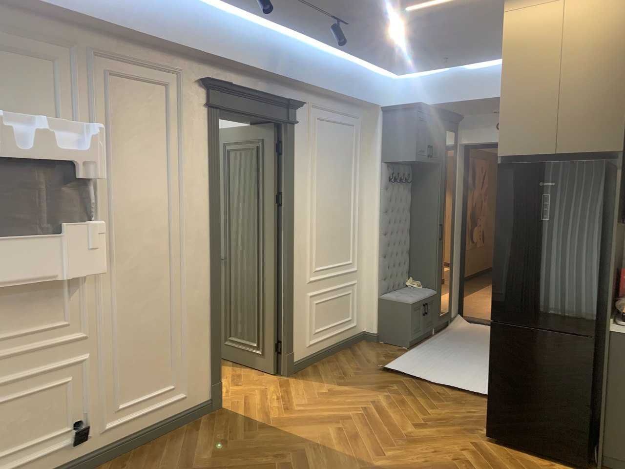 Срочно сдается 2х комнатная квартира элитном ЖК