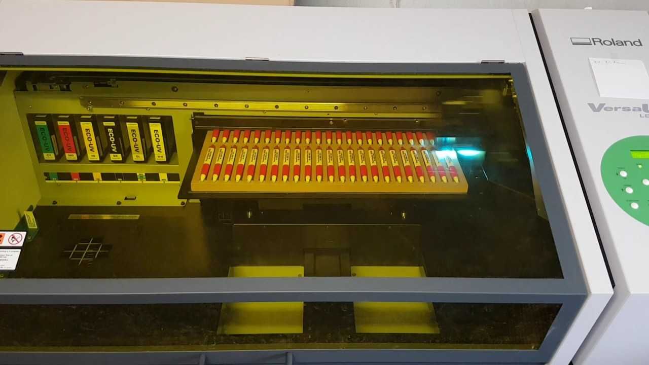 УФ принтер ROLAND VersaUV LEF-200