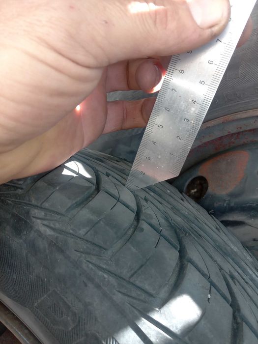 Гуми с джанти оригинални от Рено