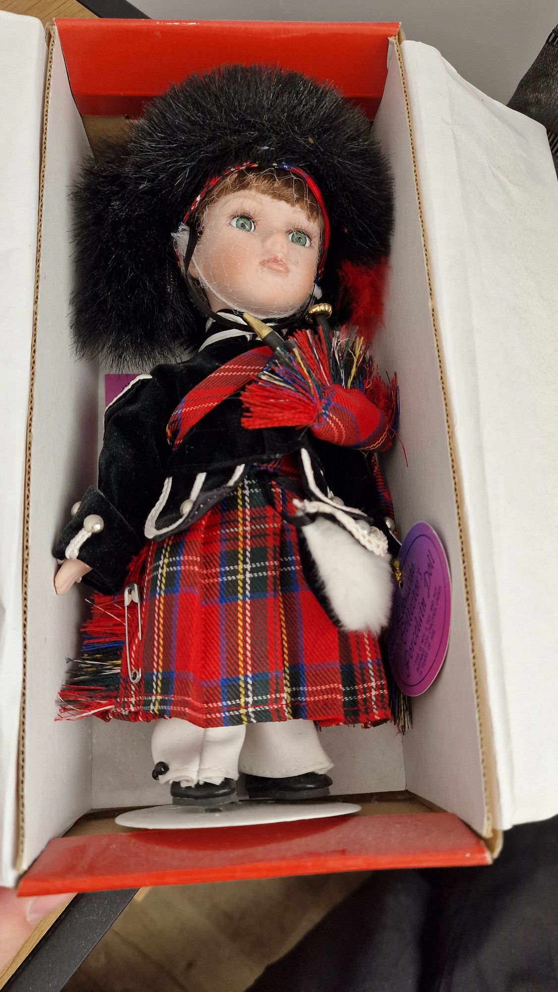 Vand papusa portelan Piper Doll