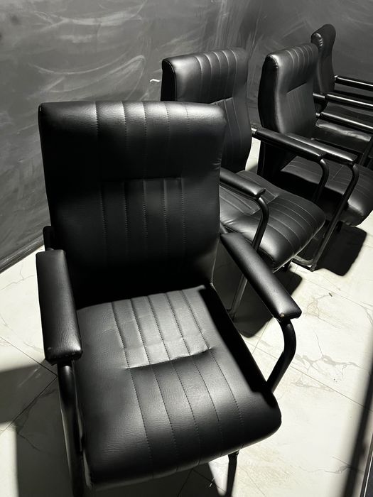 Столы и стулья для Гейм клуба для 20 Компьютеров