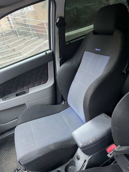 Обменяю седенье рекаро на родные от приоры