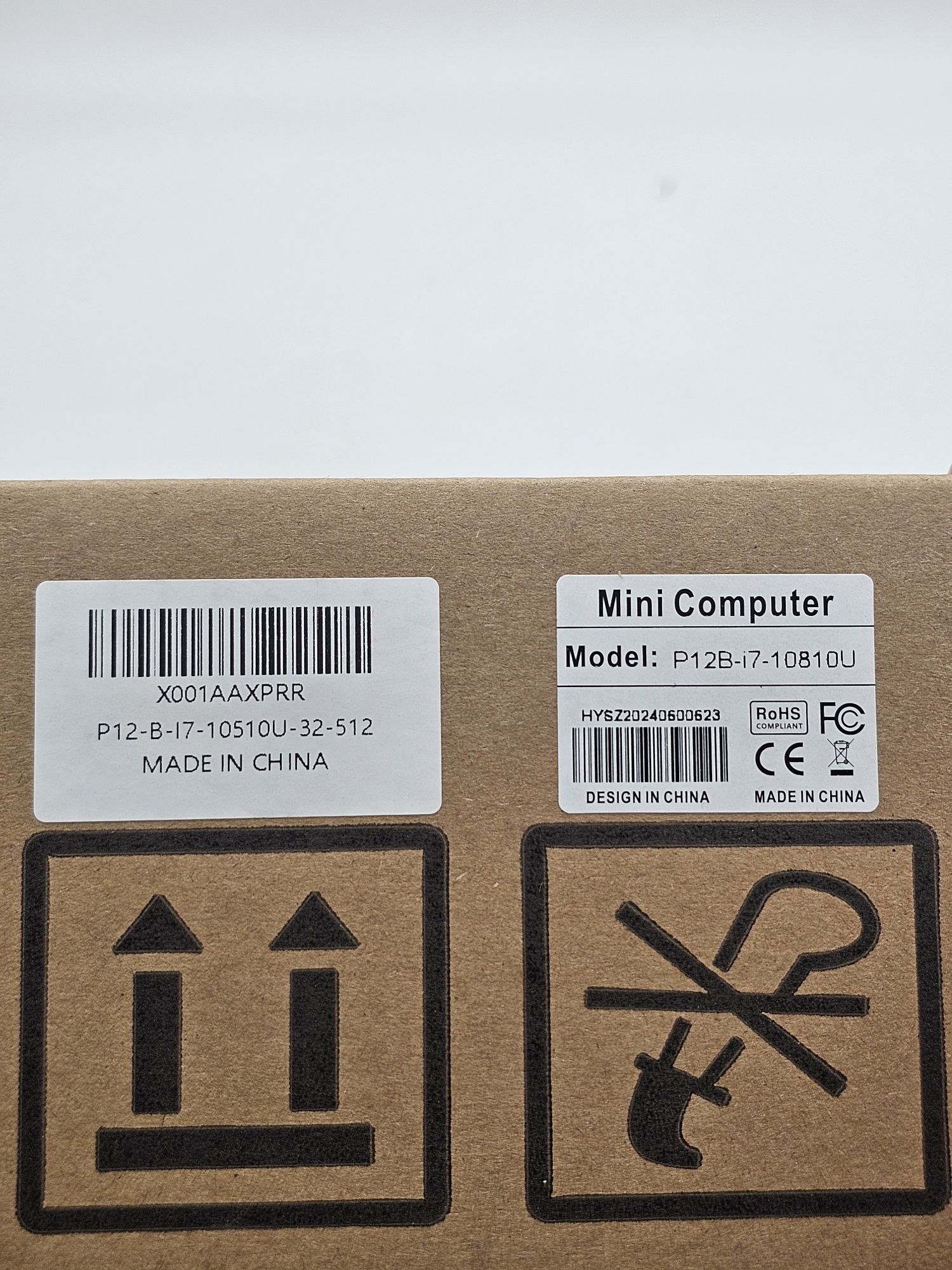 HISTTON PC industrial, Core i7-10510U, 32GB RAM, SSD 512, nou