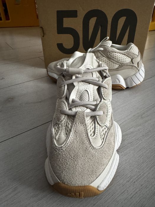 Vand Adidas Yeezy 500