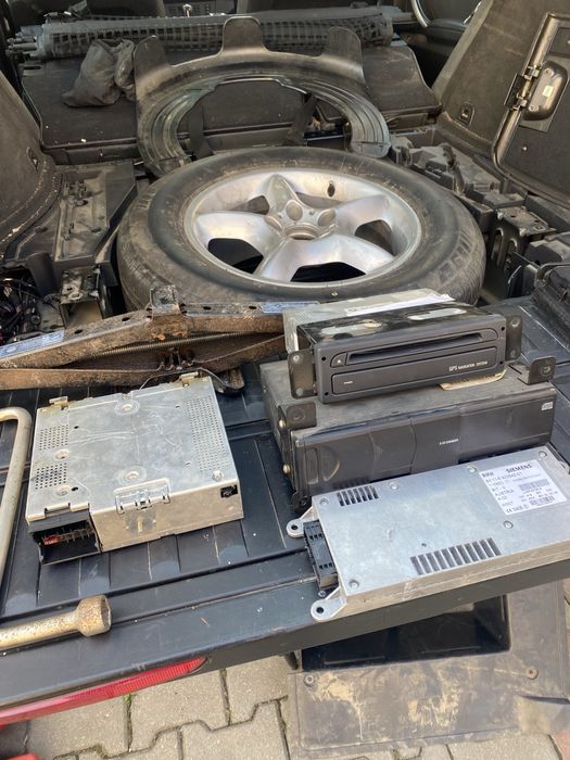 Dezmembrez bmw x5 e53 nfl !