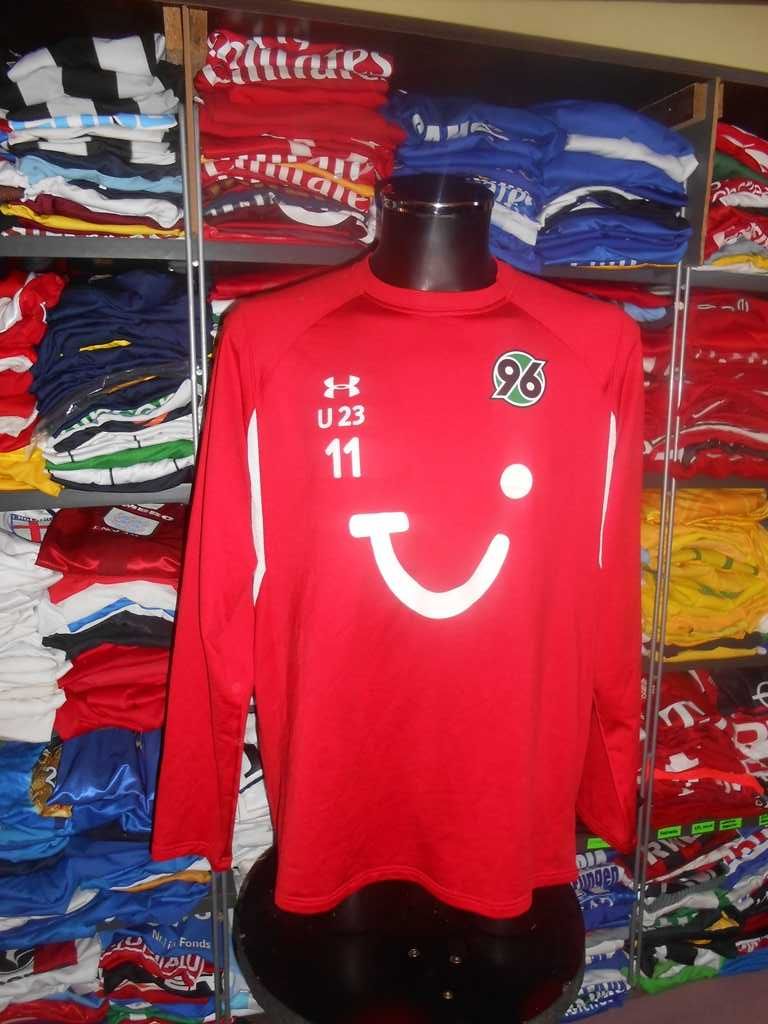 tricou bluza under armour hannover 96 marimea XL