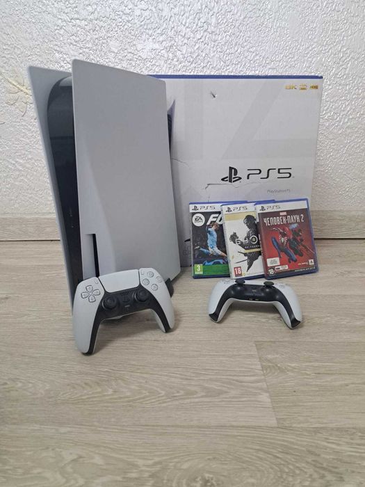 Приставку Sony PS5