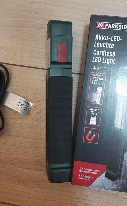 Lampa de lucru cu LED Parkside,magnet si acumulator 3,7v/2000 mAh,Nou!