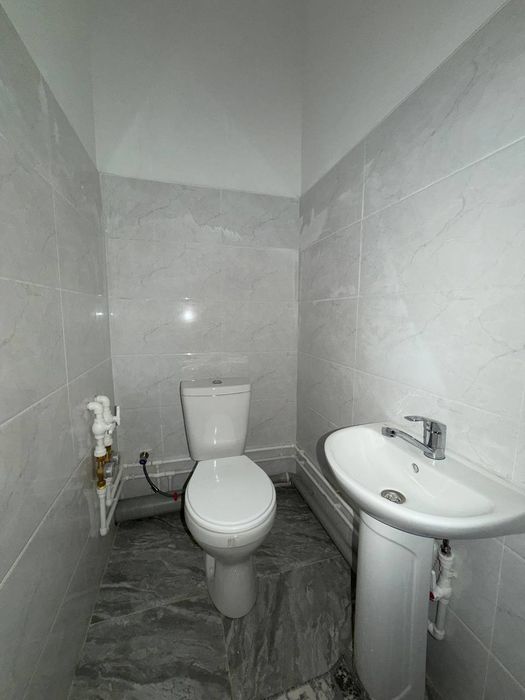 Нурафшон туйтепада 2 хоналик уй ижарага берилади 200 $