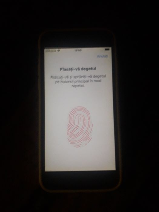 Vand iphone 6 si 8 urgent