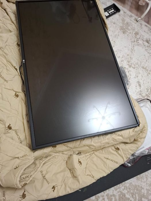 Телевизор lg  черный