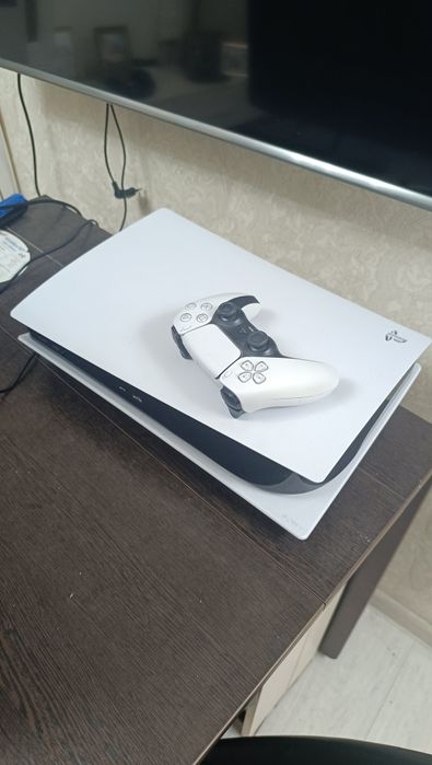 Продам плейстейшен 5