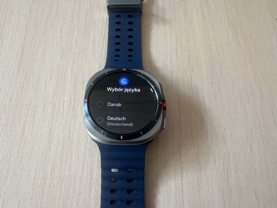 Продавам Samsung Galaxy Watch Ultra