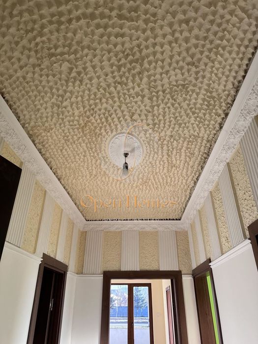 Продава се Тристаен апартамент в Пловдив, Тракия - 70 кв.м за 1600 €/кв.м - Снимка #1