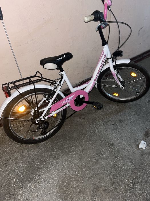 Bicicleta de fetite roti r 20
