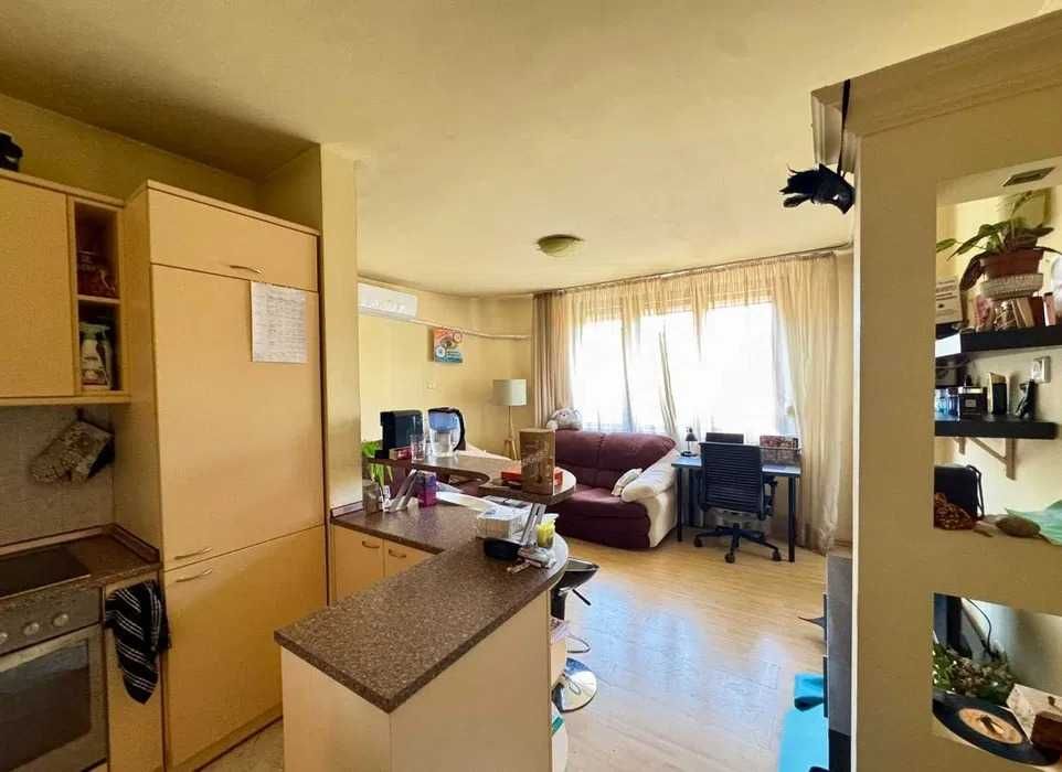 Продава двустаен кв. Гоце Делчев - София