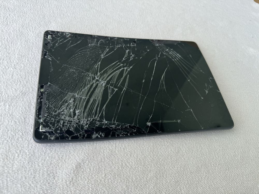 Счупен дисплей! Таблет Huawei MatePad T 10