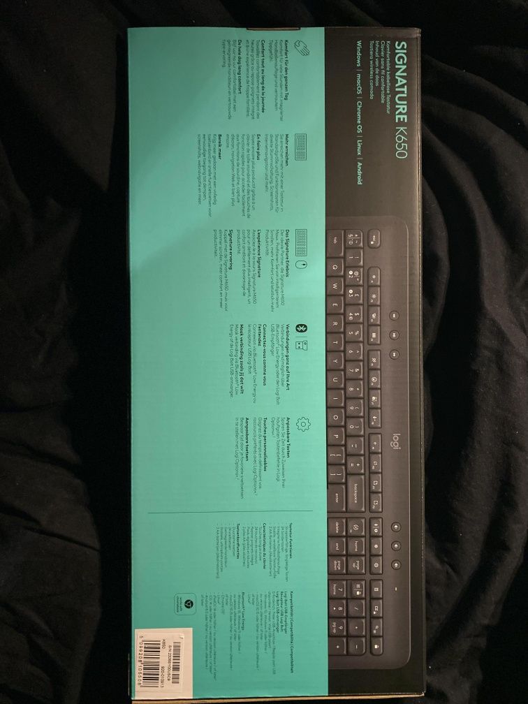 Vând tastaturi Logitech Signature K650 noi sigilate