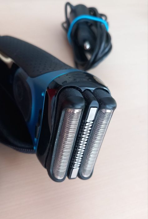 Електрическа самобръсначка Braun Series 3 ProSkin