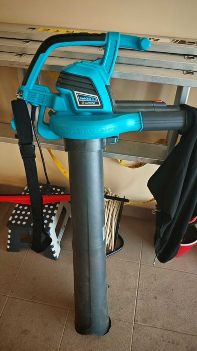 Suflanta si aspirator cu tocator pentru frunze Gardena ErgoJet 3000