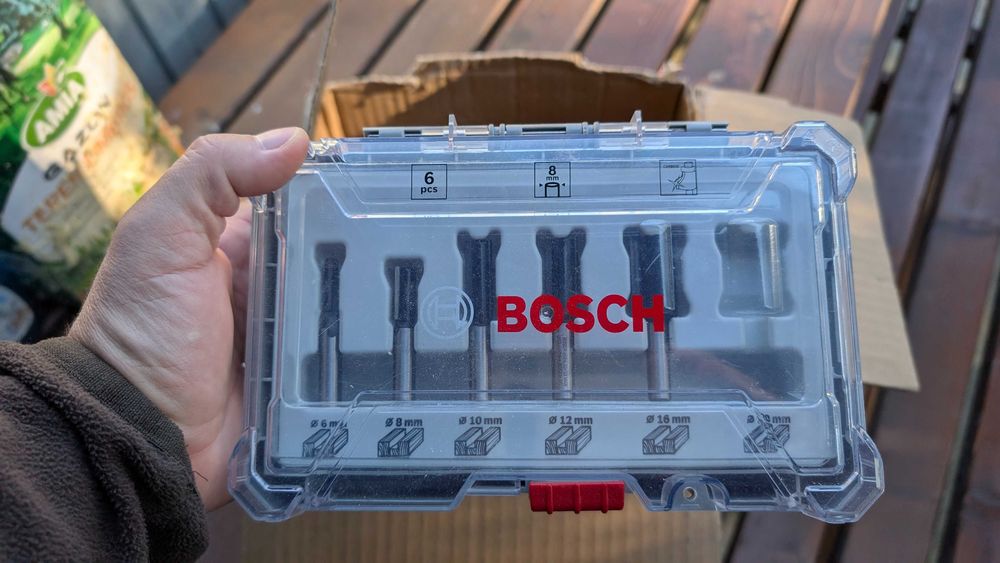 Masina de frezat Makita RP0900 - folosita 10 minute