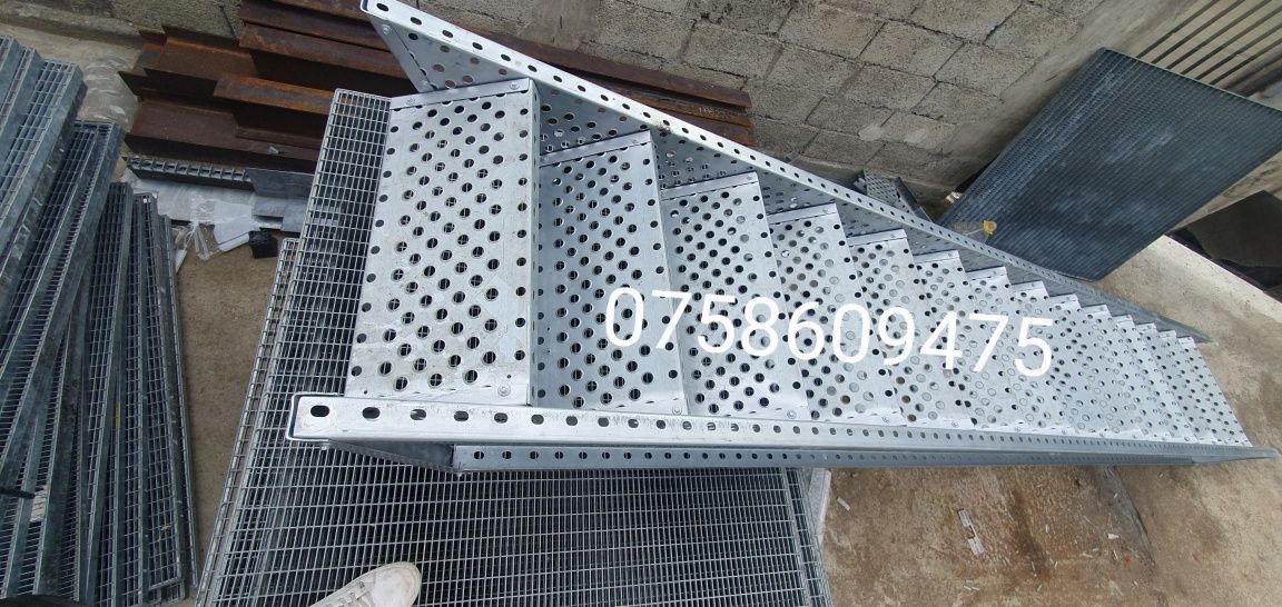 Scări zincate 75x27cm