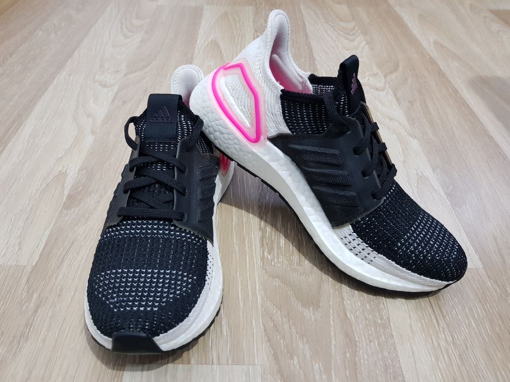 Adidasi Adidas Ultraboost 19 mărimea 39.jordan nike