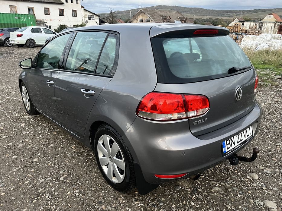 Inchiriez Volkswagen Golf 6 1.6 TDI Masina De Inchiriat