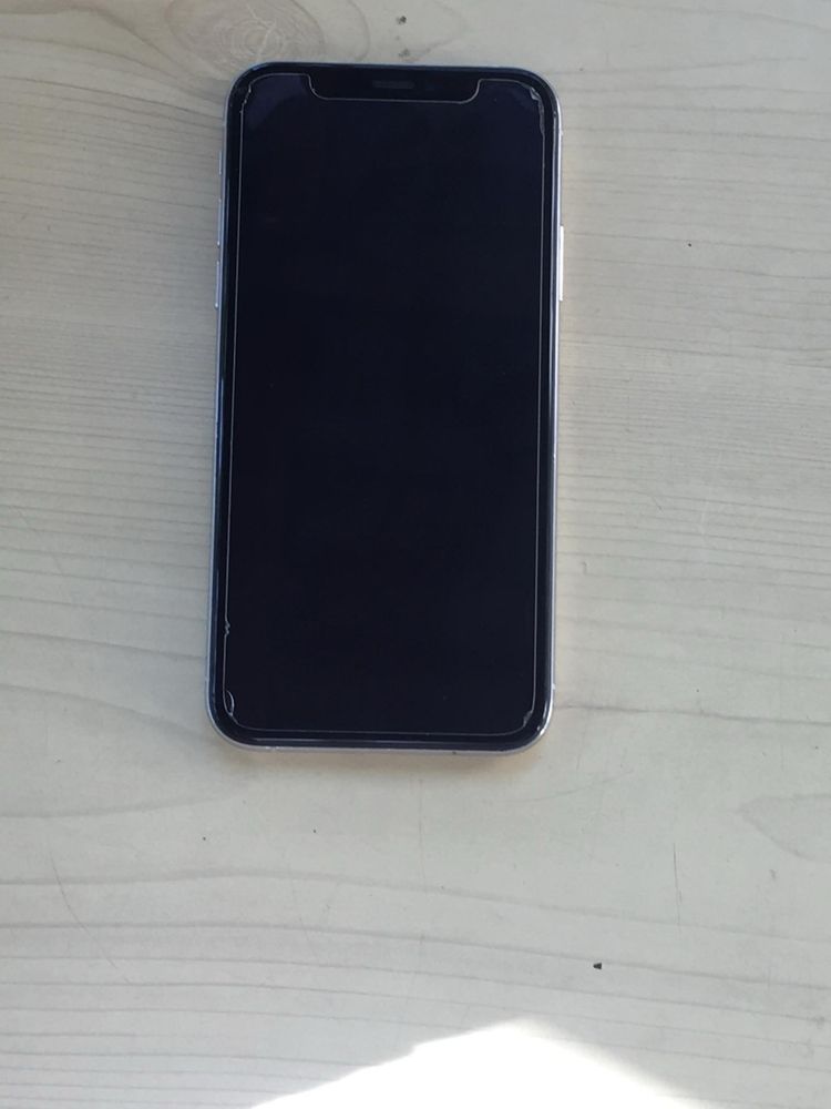 iPhone XS 64GB Silver