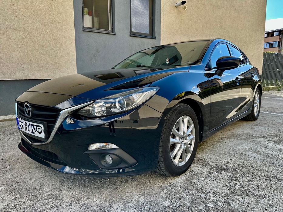 Mazda 3 Mazda 3 Hatchback 2.0 benzină, automată – 2015 – Stare excelentă