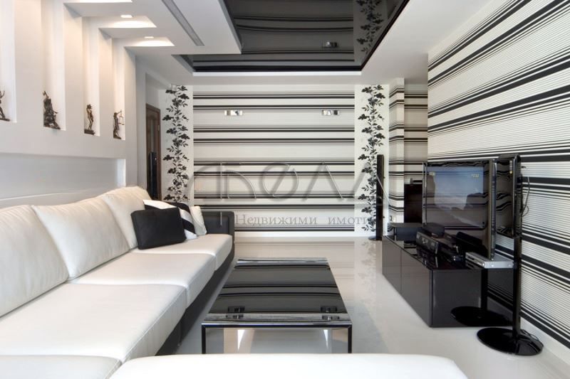 Продава се Тристаен апартамент в София, Витоша - 105 кв.м за 2750 €/кв.м - Снимка #1