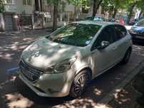 Peugeot 208 2015 1.2 benzina