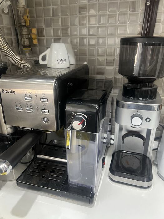 Espressor Breville latte 2