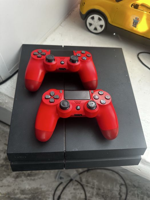 PS 4 1000gb. 10 игр