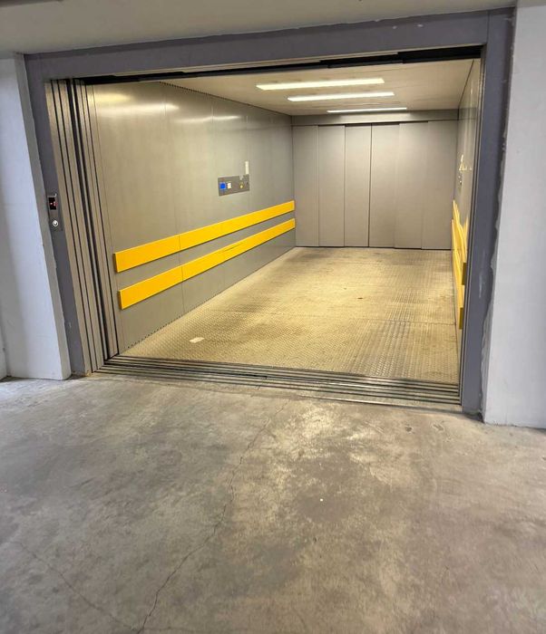 Дава се под наем Гараж / Паркомясто в Варна, Център - 18 кв.м за 80 € - Снимка #3