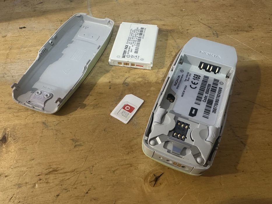 Nokia 3310 unicat
