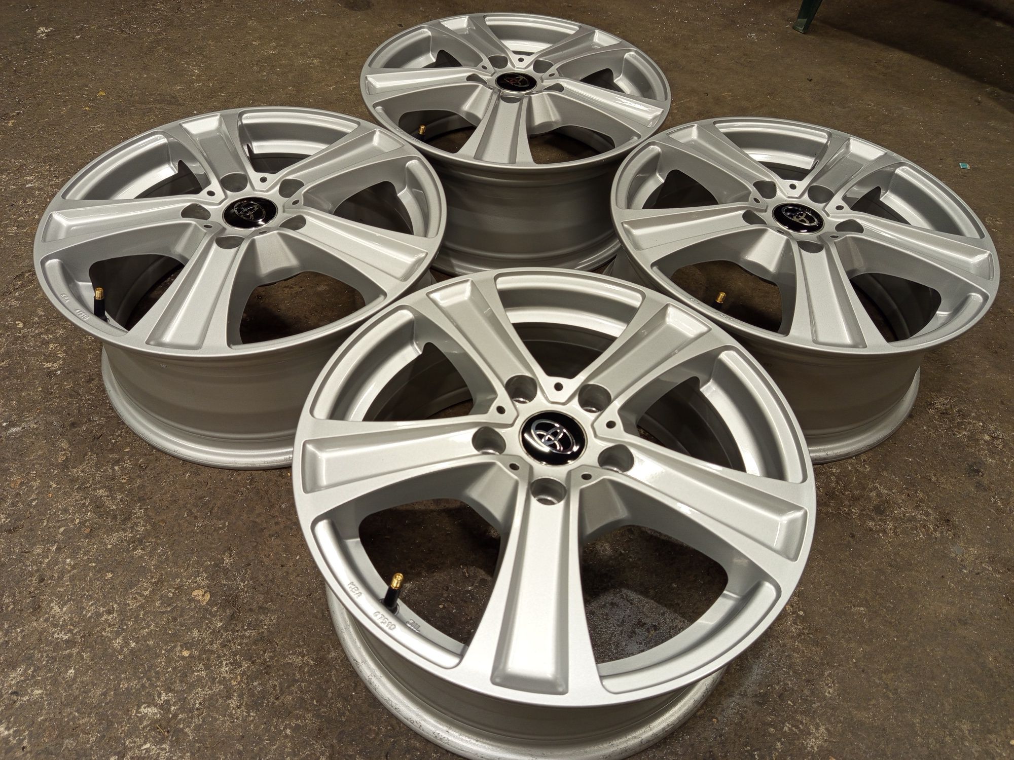 16" Toyota Auris Corolla 5x114,3 Тойота Аурис Корола