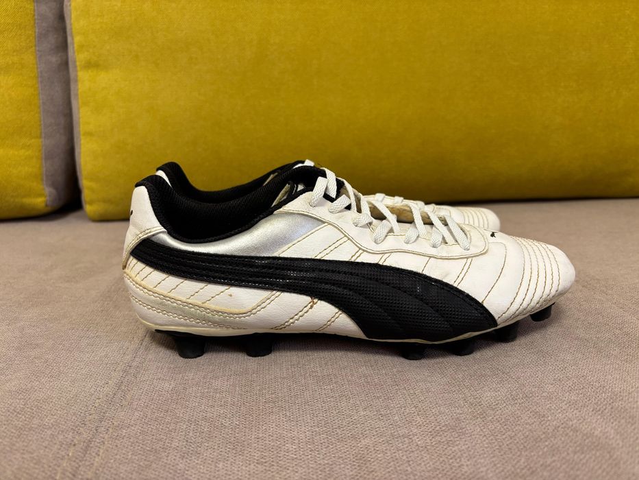 Ghete Fotbal Puma marime 40