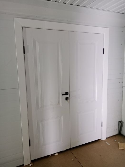 Установка межкомнатных дверей