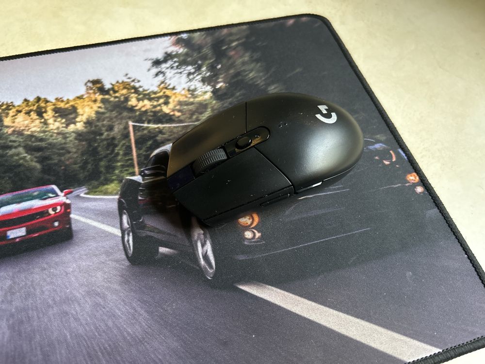 Logitech g304.