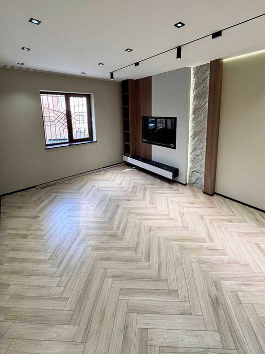 Срочно Дубовая 3/1/6 72м2 Новый ремонт. Кирпичный дом Тихий двор