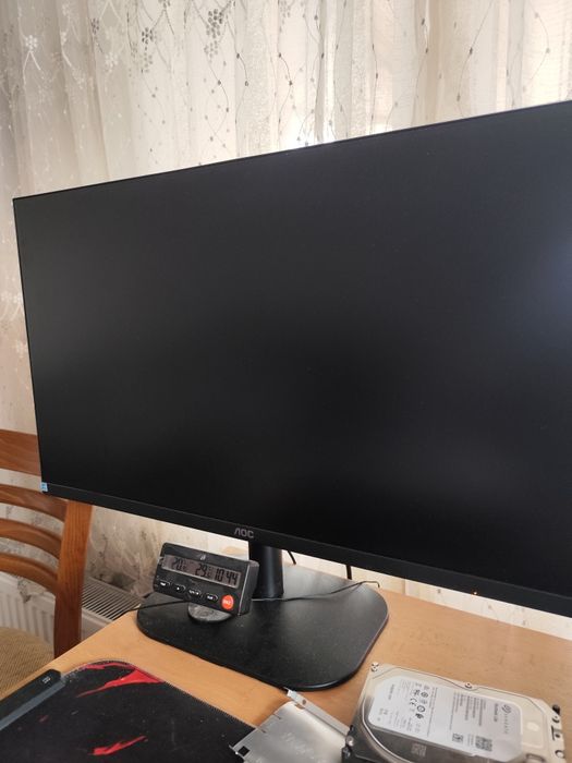 27 инчов монитор АОC