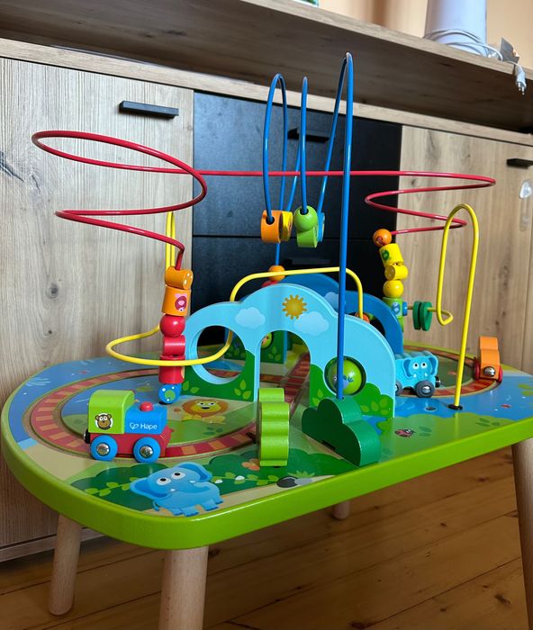 Дървена интерактивна маса Hape