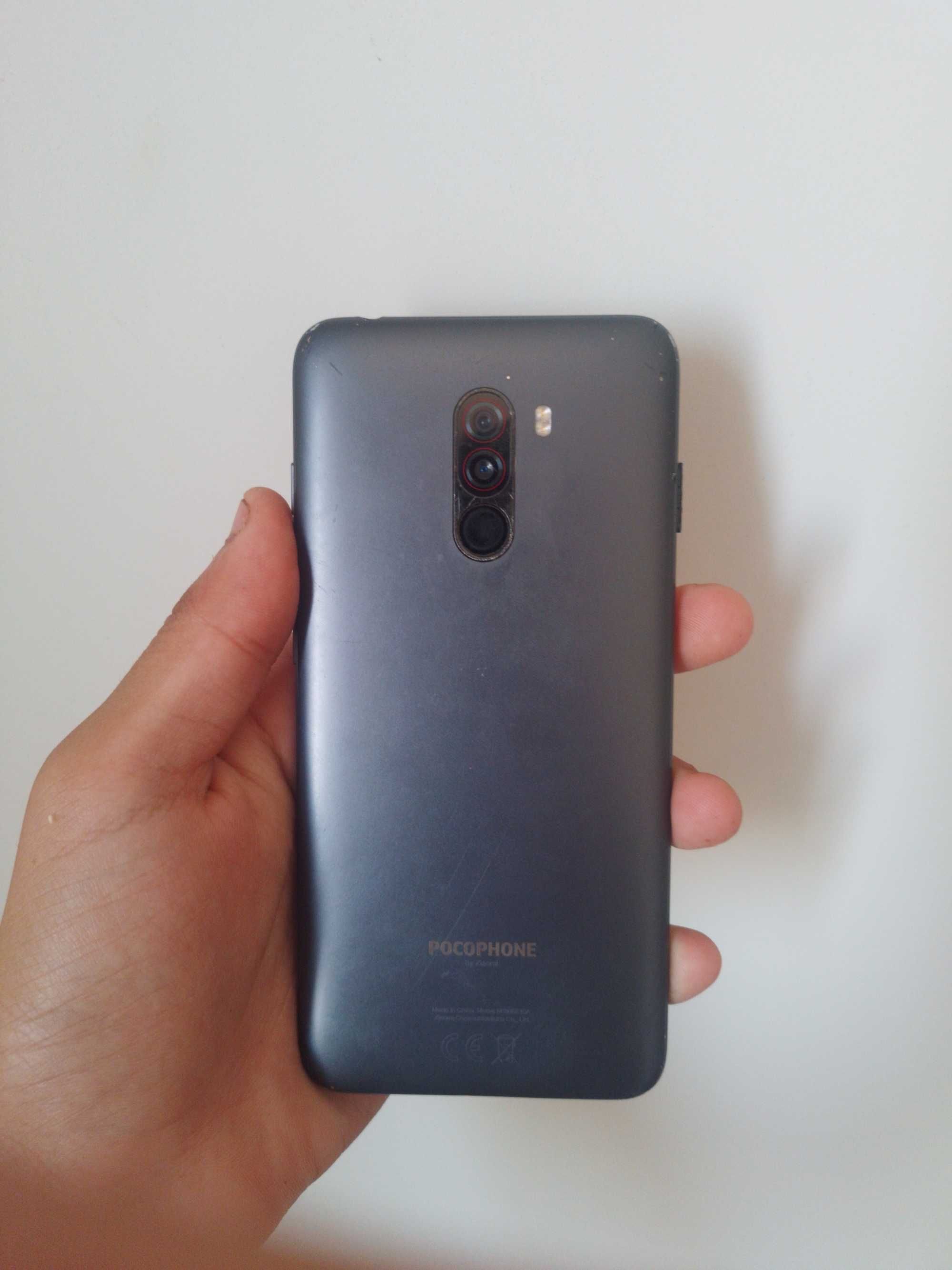 Продаеться Pocophone F1 6/64 pocophone F1 sotiladi 6/64 pubg 60 fps