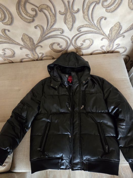 Зимно яке Guess XXL