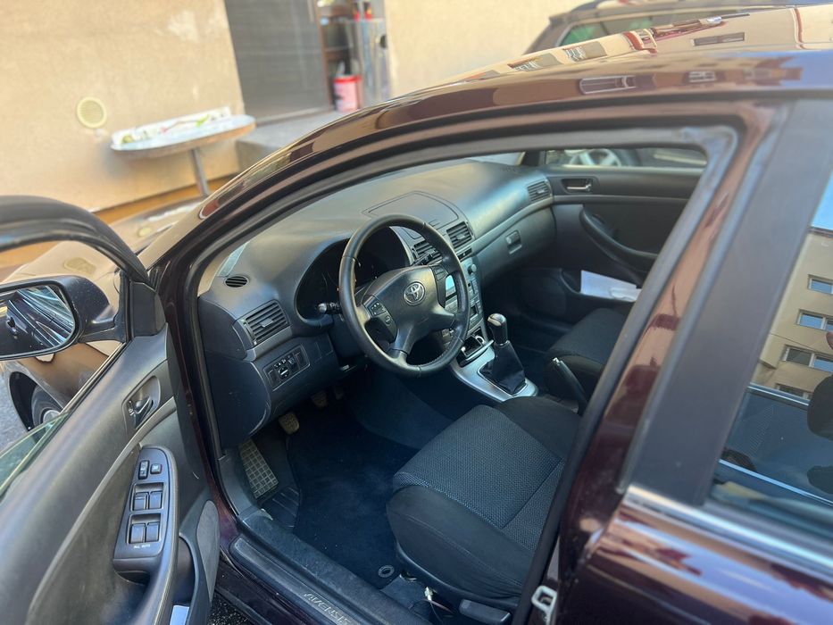 Toyota avensis 2008
