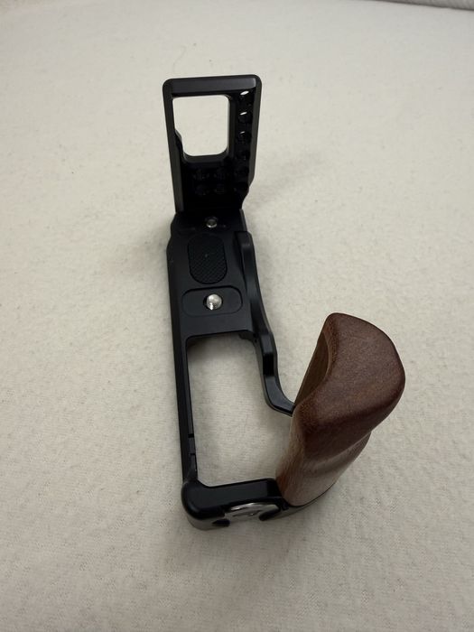 Grip , maner premium foto camera Canon m50 si altele