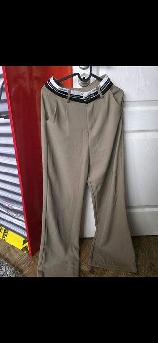 Чисто нов уникален W.a.n.g  панталон С размер